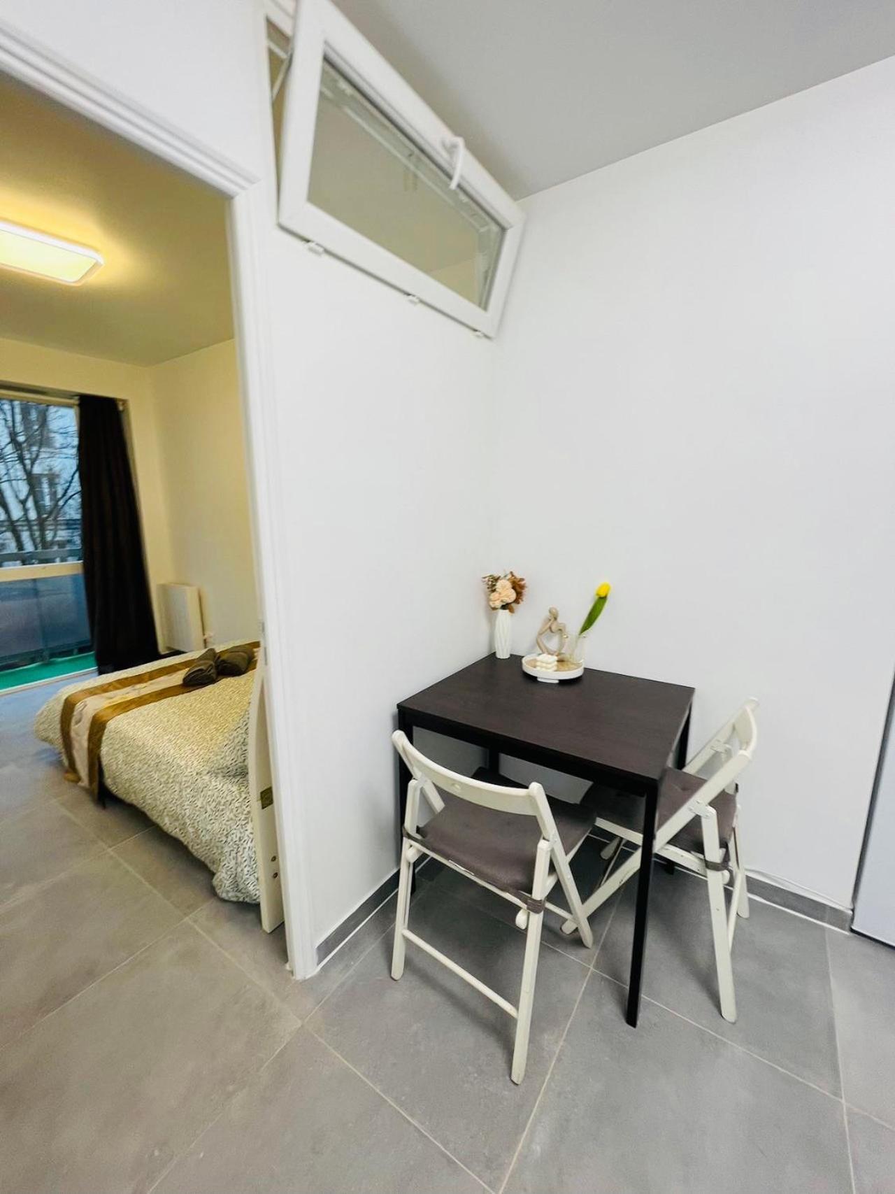Dream Dwell Paris-Two Bedrooms Apart Near Gare Du Nord Ngoại thất bức ảnh